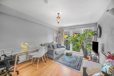 1 bedroom flat for sale, Bill Faust House, Tarling Street, Shadwell, London, E1