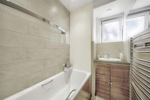 2 bedroom flat for sale, Tabard Street, London SE1