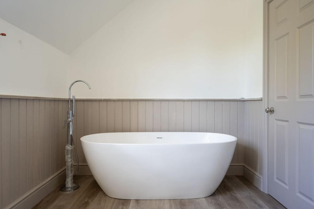 Ensuite Bathroom