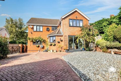 4 bedroom detached house for sale, Wimborne Road West, Wimborne BH21