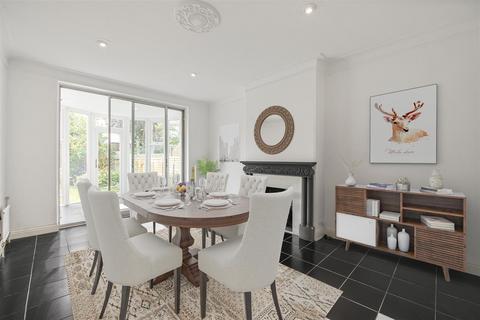 undefined, Coval Gardens, East Sheen, SW14