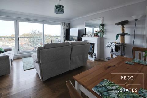 2 bedroom apartment for sale, Langstone Close, Torquay