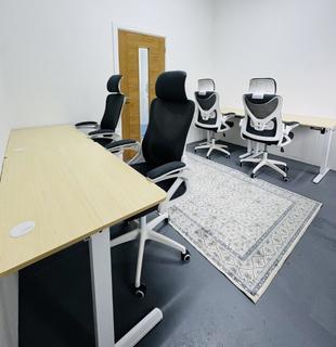 Office to rent, 29-39 London Rd Twickenham TW1 3SZ