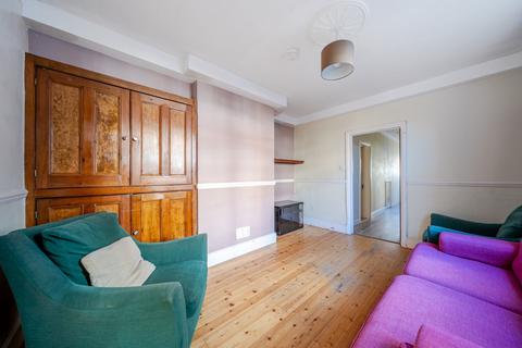 undefined, Strickland Row, Earlsfield, London, SW18
