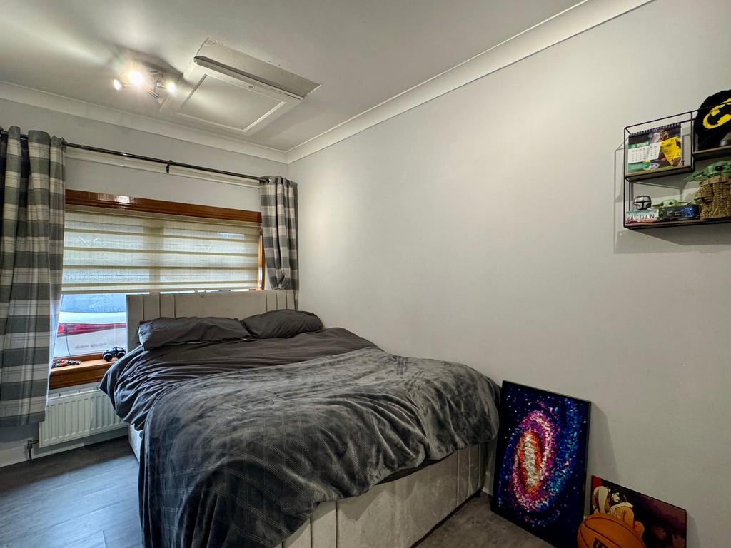 Bedroom 4/Garage Conversion