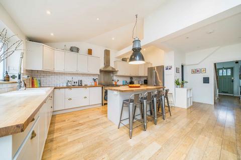 undefined, Chumleigh Walk, Surbiton KT5