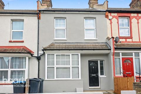 3 bedroom terraced house for sale, Windsor Road, Thornton Heath