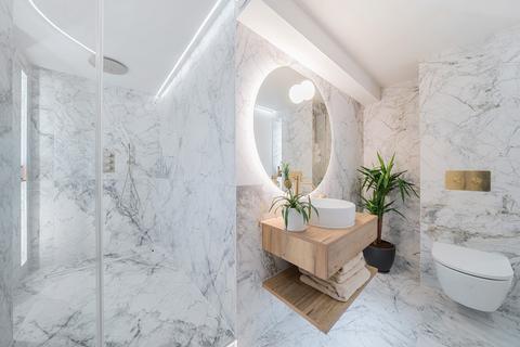 2 bedroom flat for sale, Vinery Way, London, W6