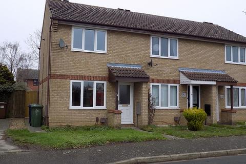 2 bedroom end of terrace house to rent, Peterhouse Crescent, March