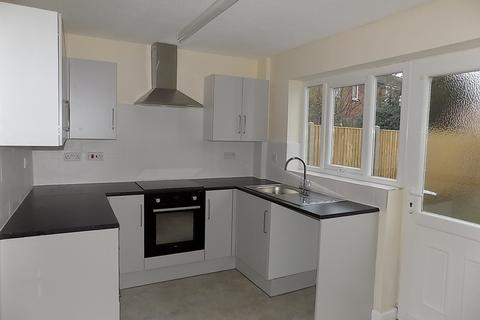2 bedroom end of terrace house to rent, Peterhouse Crescent, March