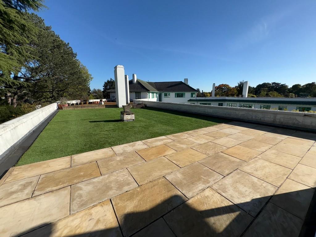 6 Elm Park Court Garden