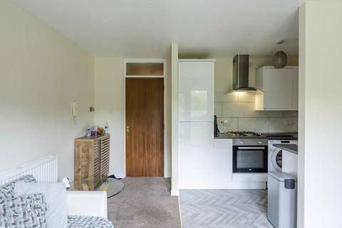 undefined, Woodwell Road, Bristol BS11