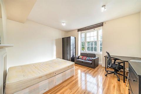 2 bedroom flat to rent, Porchester Road, London W2
