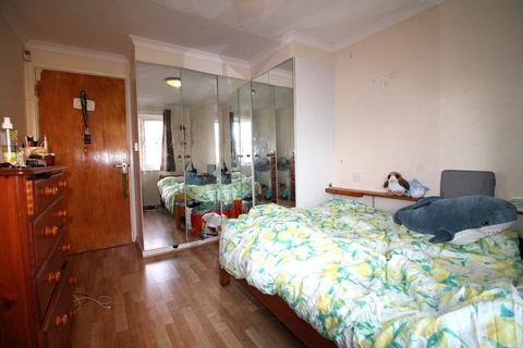 2 bedroom apartment for sale, Broomspring Close, Sheffield, S3 7XA