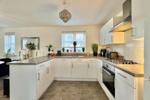 3 bedroom detached house for sale, Bowcott Avenue, Abergavenny NP7