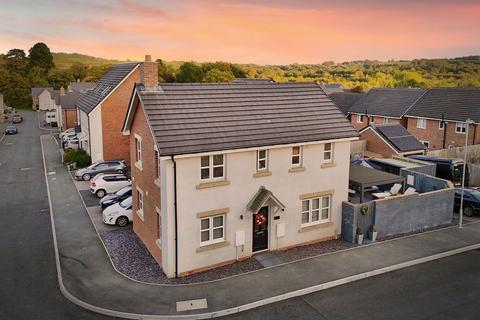 3 bedroom detached house for sale, Bowcott Avenue, Abergavenny NP7