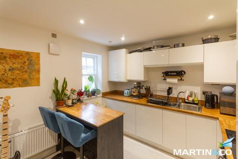 undefined, Macniece Close, Selly Oak, B29