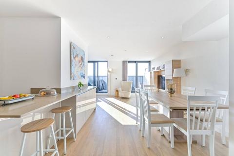 3 bedroom flat for sale, Blagdon Road, New Malden, KT3