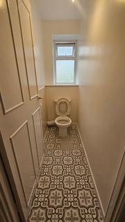 3 bedroom ground floor maisonette to rent, Sandford Close, London, E6