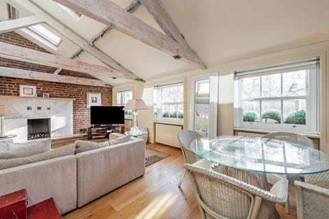 3 bedroom flat to rent, Hyde Park Square, Bayswater, London, W2
