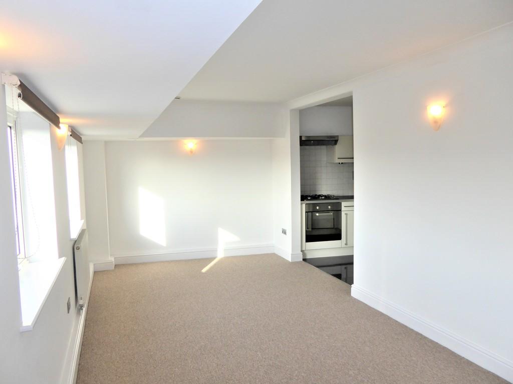 Reception Room with Separate Kitchen