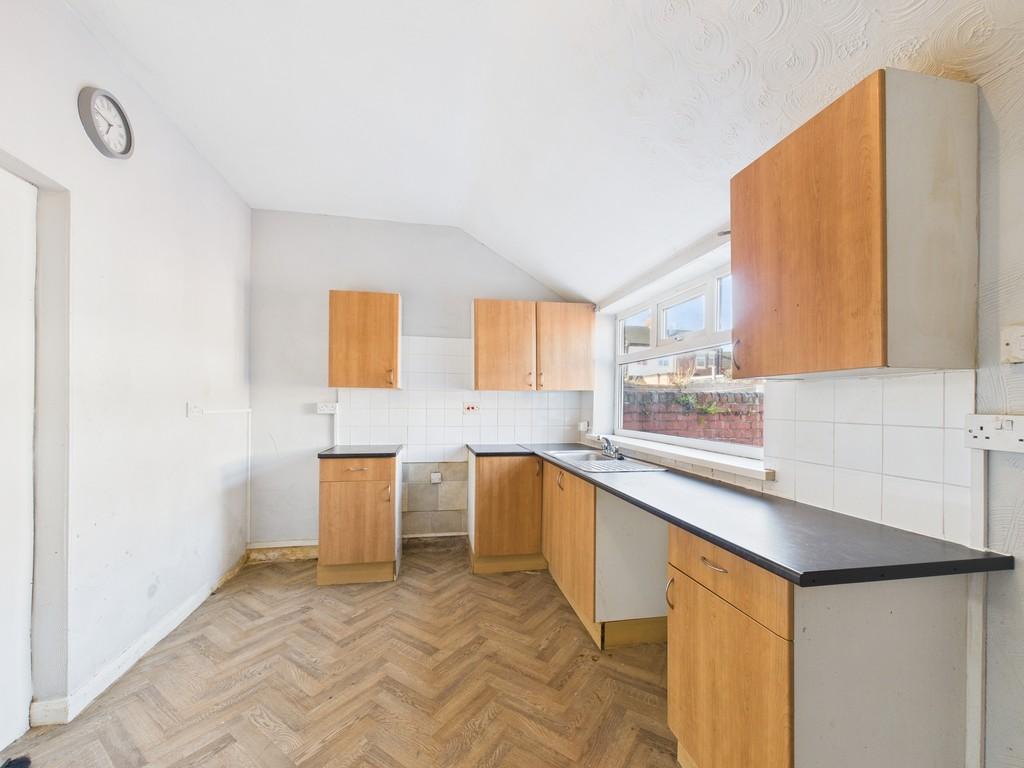 Cam01835 g0 pr0308 still007