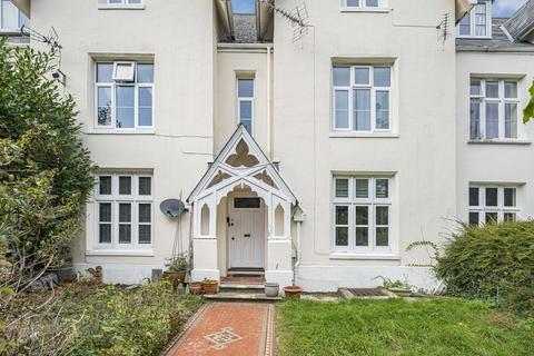 2 bedroom ground floor flat for sale, Courtenay Park, Newton Abbot, TQ12 2HB
