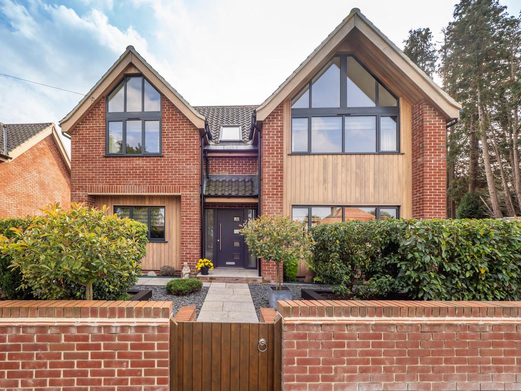 1 Baldwin Close-28