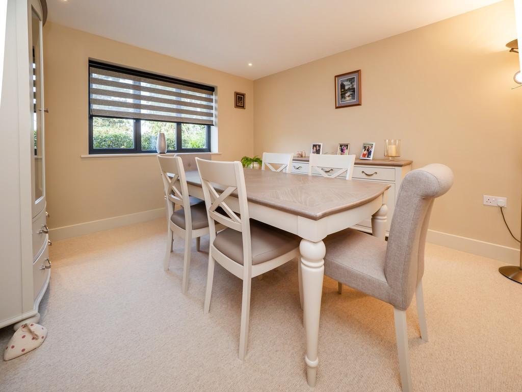 1 Baldwin Close-52