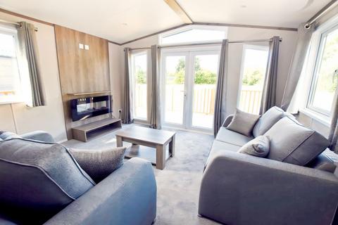 2 bedroom mobile home for sale, Hinstock Country Park