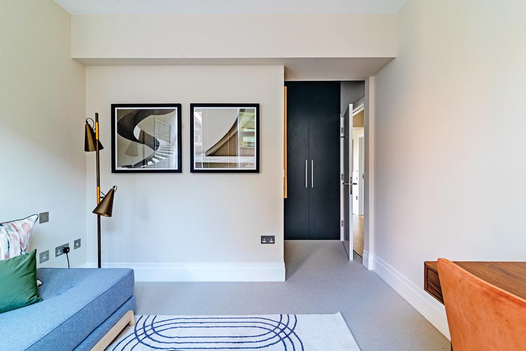 Stukeley Street 11