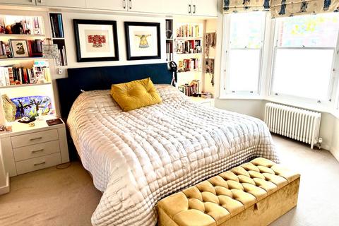 4 bedroom terraced house for sale, Bishops Road, Fulham, London
