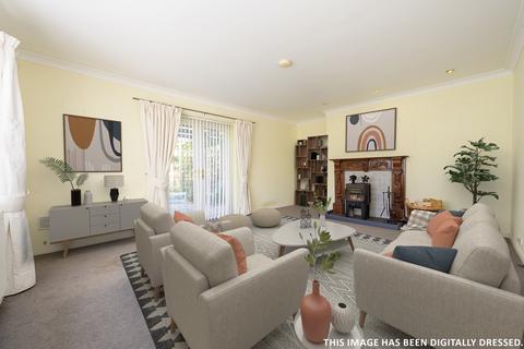 undefined, Llangrove