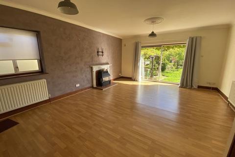 2 bedroom detached bungalow to rent, hedge End, Southampton