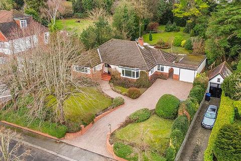 3 bedroom detached bungalow for sale, Manor Way, West Purley