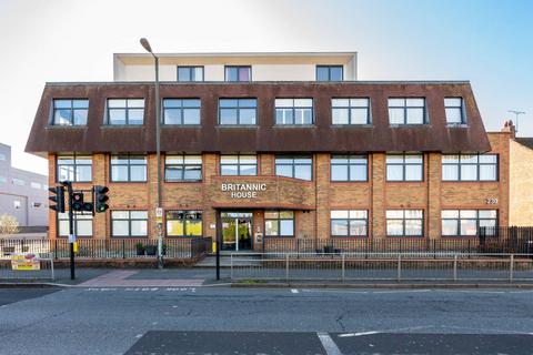 1 bedroom flat for sale, Britannic House, New Malden, KT3