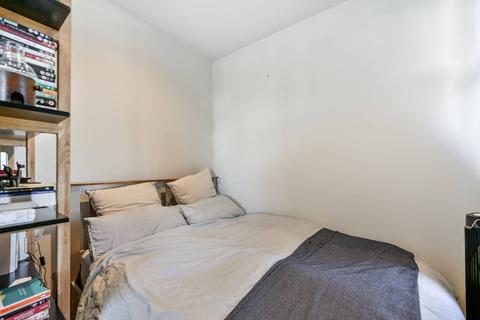 1 bedroom flat for sale, Britannic House, New Malden, KT3