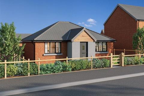 2 bedroom detached bungalow for sale, Woodville Grove, Hereford HR1