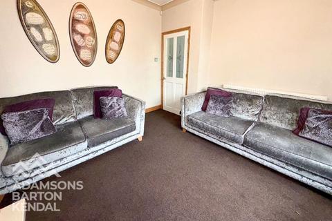 undefined, Kings Road, Kingsway, OL16