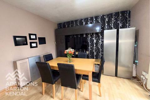 undefined, Kings Road, Kingsway, OL16