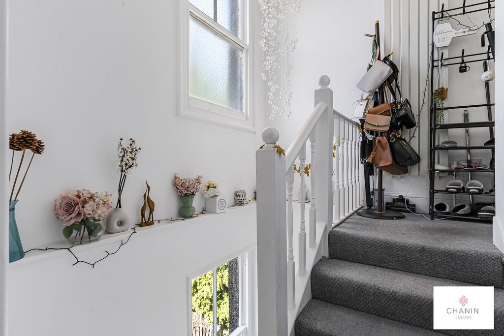 10 57412 watermarked