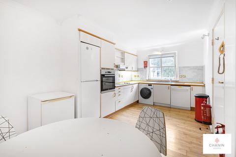 undefined, Princes Court, Surrey Quays SE16