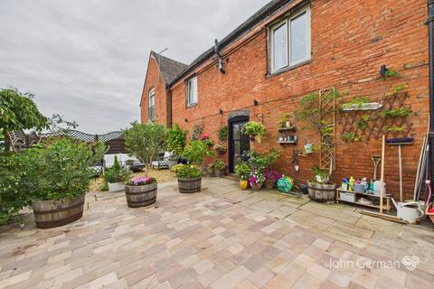 3 bedroom barn conversion for sale, Wigginton Field Barns, Wigginton