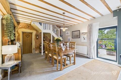 undefined, Wigginton Field Barns, Wigginton