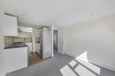 2 bedroom apartment to rent, Flat 10 154 Gloucester Terrace ,