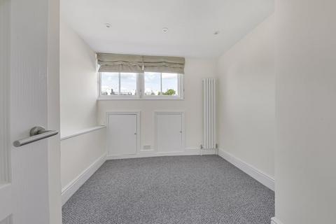 2 bedroom apartment to rent, Flat 10 154 Gloucester Terrace ,