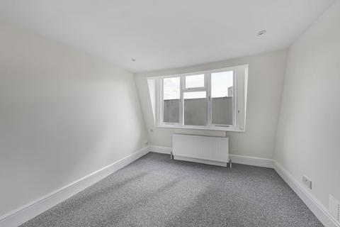 2 bedroom apartment to rent, Flat 10 154 Gloucester Terrace ,