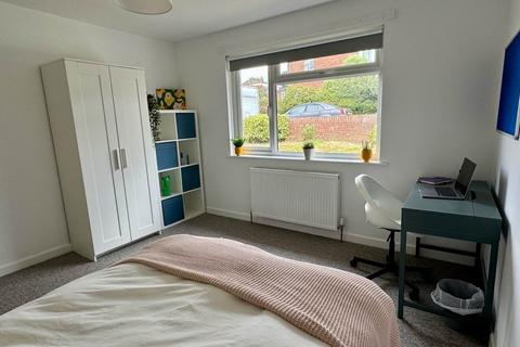 4 bedroom house to rent, Ridgeway, Exeter EX4