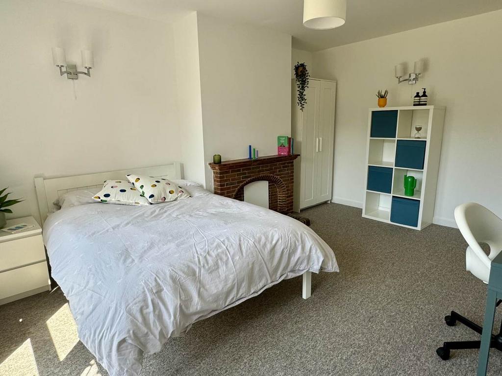 Room 1