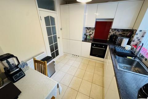 undefined, Dabbs Hill Lane, Northolt